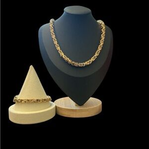 Gold Link Chain Necklace and Bracelet Set - Women Jewelry